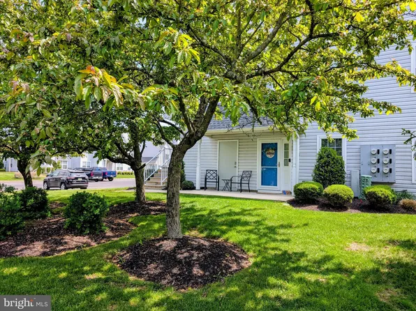 1009 Squirrel Rd, Marlton, NJ 08053