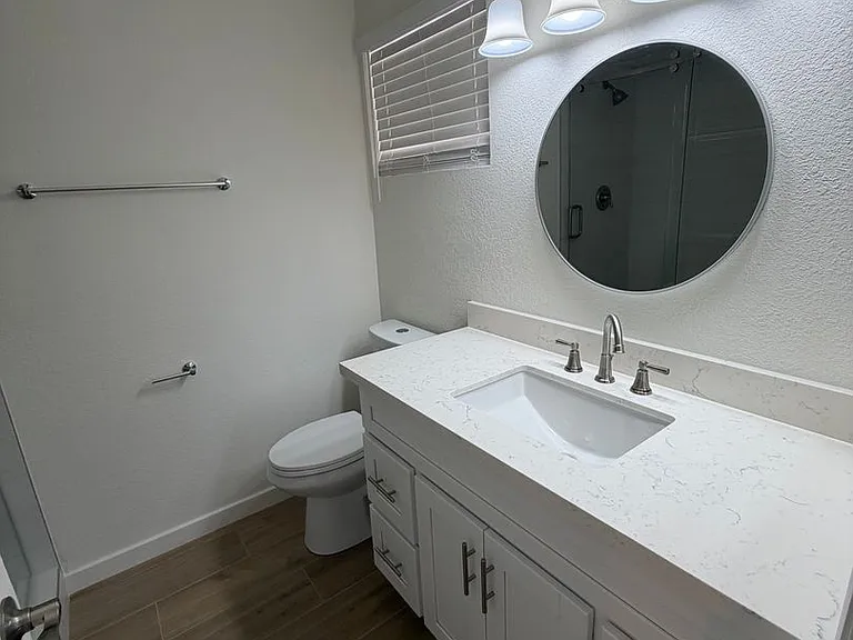 12658 N 42nd Ave — Photo 20