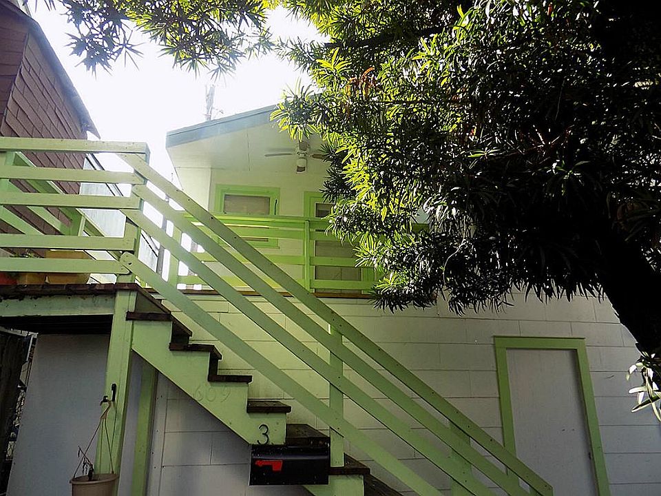 1st image of 609 Sealy St APT C