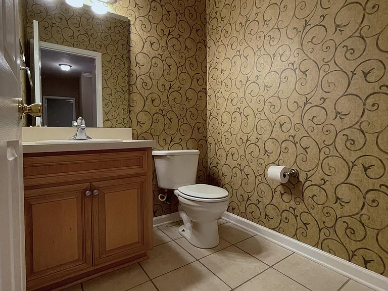 2868 Braddock Ct — Photo 13