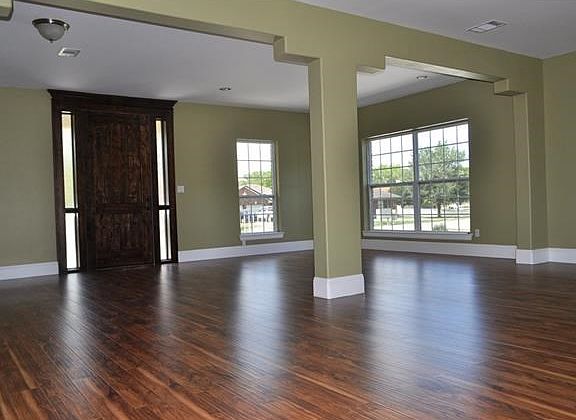 2nd image of 1809 Maple Vista Dr
