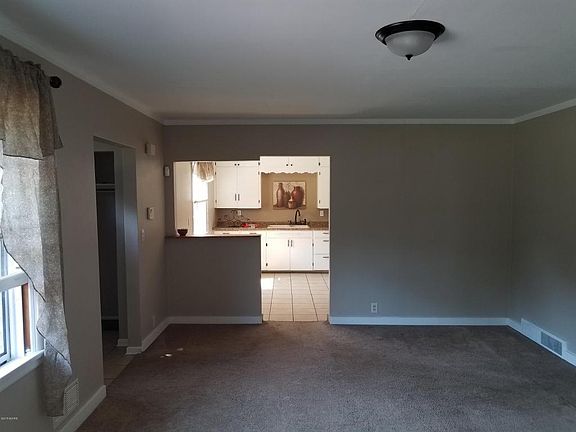 5th image of 727 Dixie Dr