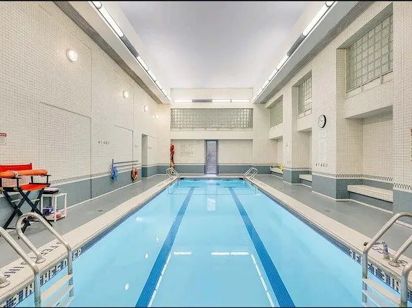 301 West 57th Street image 31 of 33