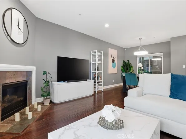 6038 Carlton Way APT 101, Los Angeles, CA 90028