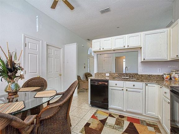 3rd image of 2482 Shelby Cir