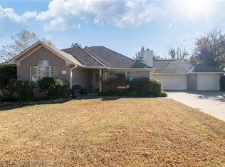 6404 Southfield Dr, Fort Smith, AR 72916
