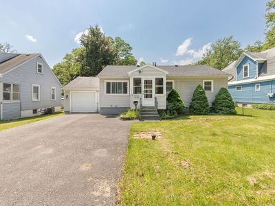 112 1/2 Medford Rd, Syracuse, NY, 13211