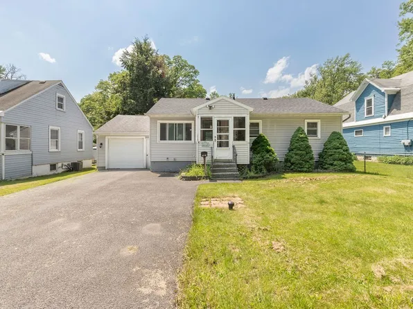 112 1/2 Medford Rd, Syracuse, NY 13211