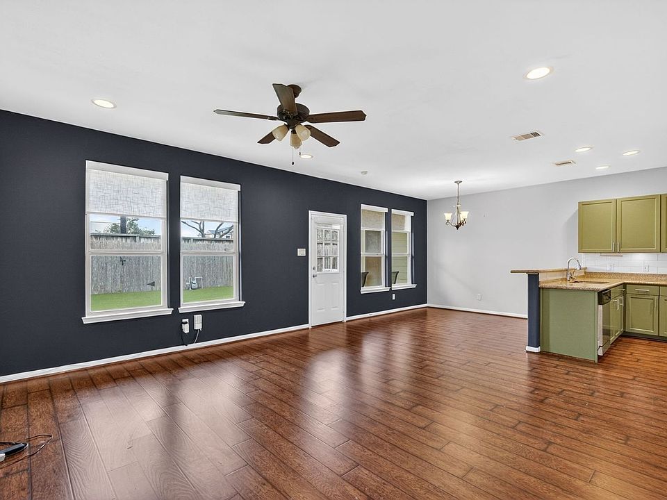 1st image of 17019 Wilthorne Gardens Ct