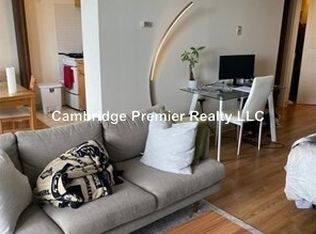 872 Massachusetts Ave APT 411, Cambridge, MA 02139