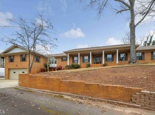 2316 Mountain Crest Pl, Gainesville, GA 30501
