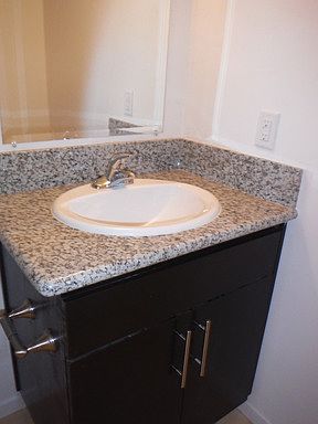4th image of 2501 H St APT 303