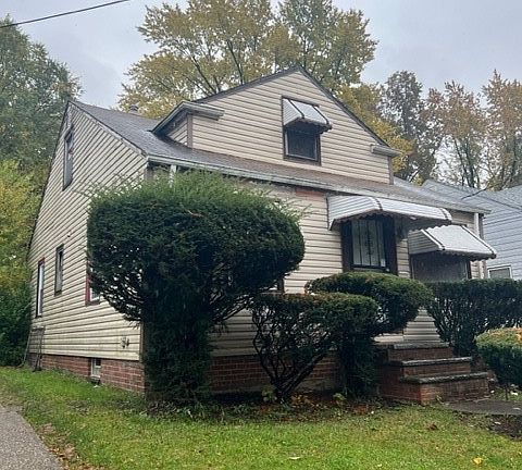 2nd image of 4305 E 163rd St