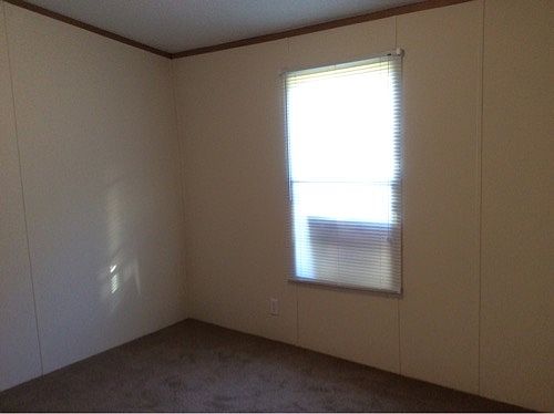 5th image of 209 Lincoln Street