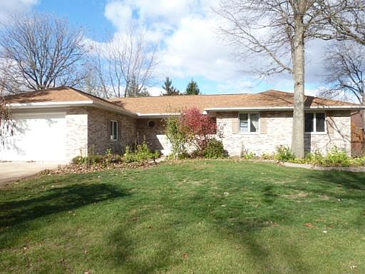 1st image of 707 Hiawatha Dr