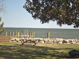 4747 Oak Rd, Shady Side, MD 20764