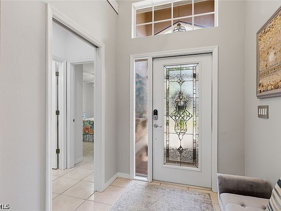 3rd image of 20700 Persimmon Pl