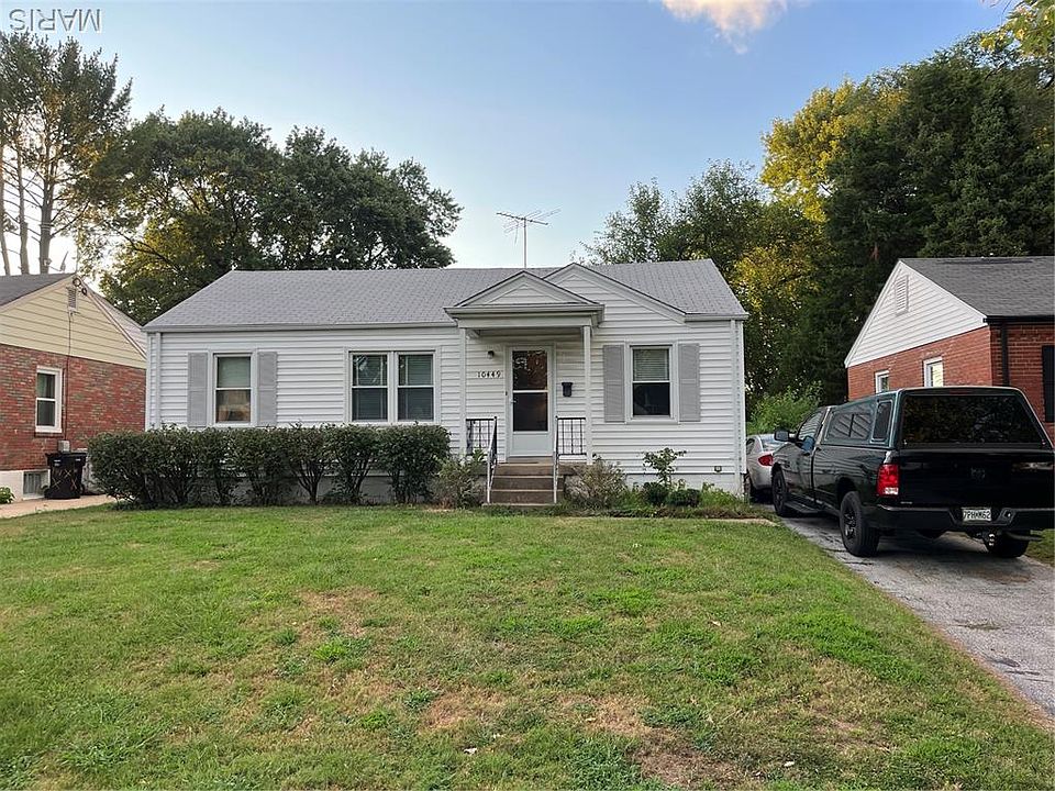 2nd image of 10449 San Carlos Ln