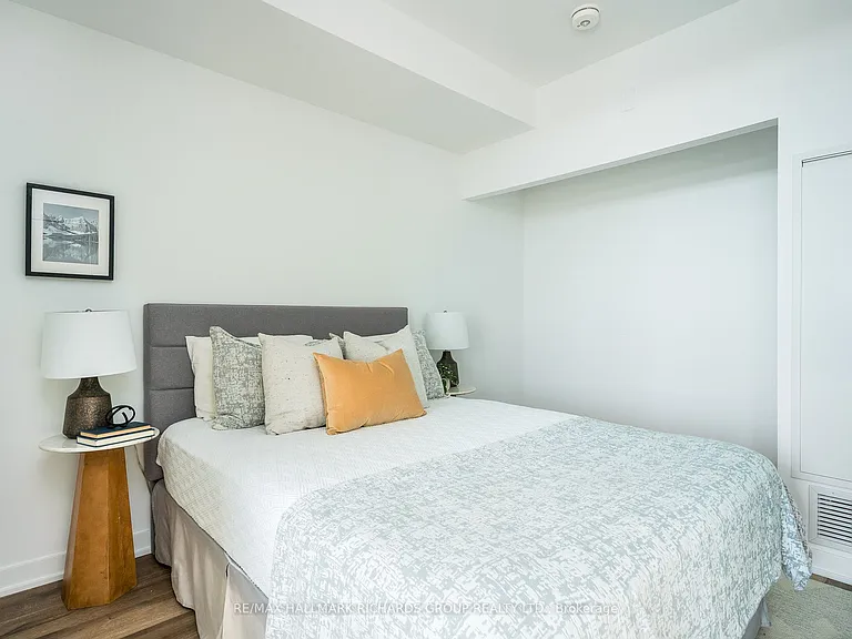 31 Huron St #Penthouse 610 — Photo 10