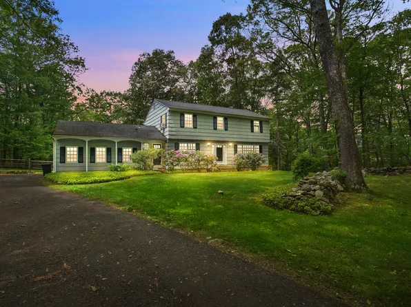 68 Blue Spruce Circle, Weston, CT 06883