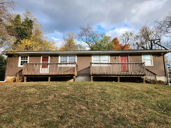 4449 Pennsylvania Ave NE, Roanoke, VA 24019