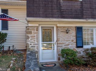 192 Lower Holland Rd, Holland, PA 18966