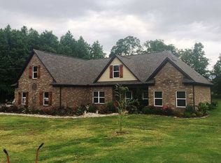 645B Abe Chapel Rd, Como, MS 38619