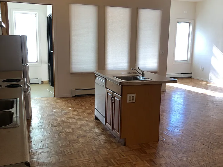 1020 S College Ave #A — Photo 5