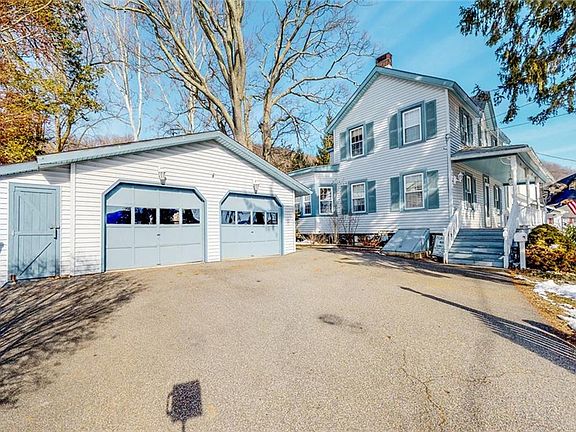 3rd image of 35 West St