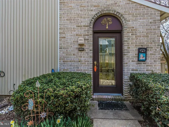 1664 Woodlands Run, Hagerstown, MD 21742