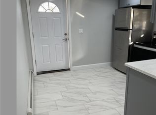 8 Ridge Rd, Cortlandt Manor, NY 10567