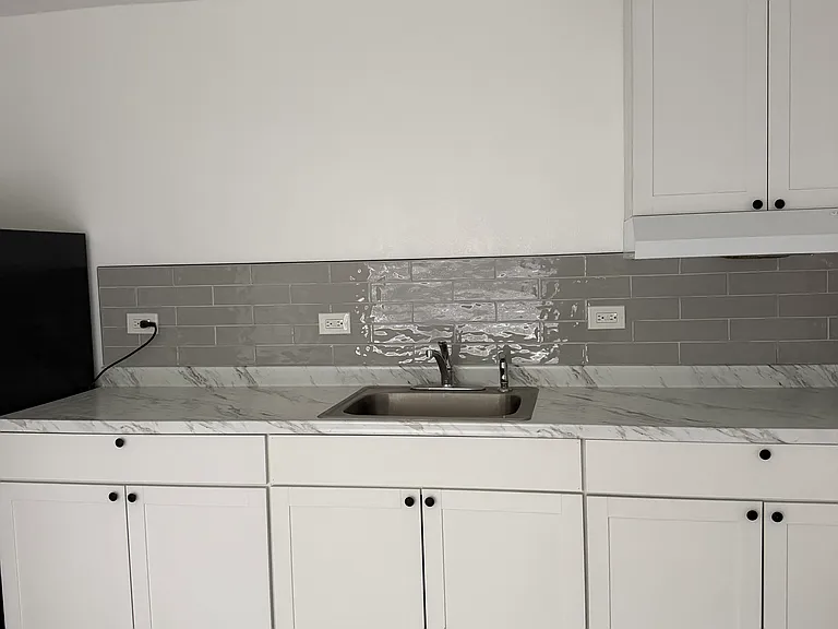 Florida Woods Ln — Photo 1