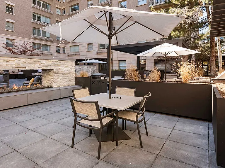 Eagle Gate Apartments — Photo 34