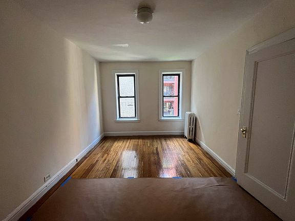 5th image of 46 Cooper St #4M