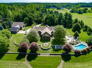 200 Woodville Rd, Falmouth, ME 04105