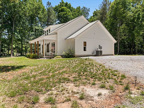 2nd image of 334 York Dr