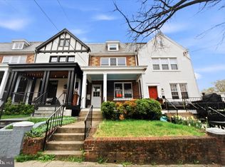 2413 39th St NW, Washington, DC 20007