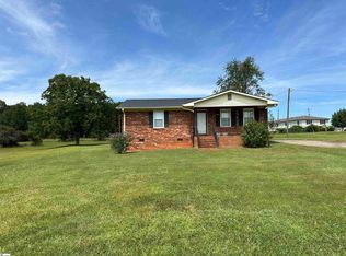 120 Burgess Dr, Inman, SC 29349