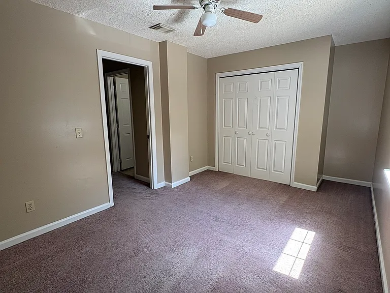 720 Morningside Ln — Photo 15