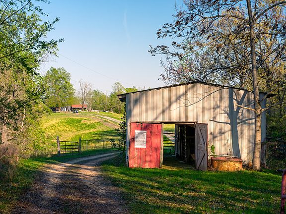 26th image of 4231 Lylewood Rd