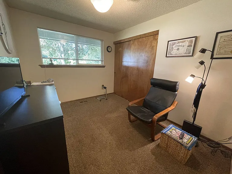 7250 SW Ashdale Dr — Photo 6