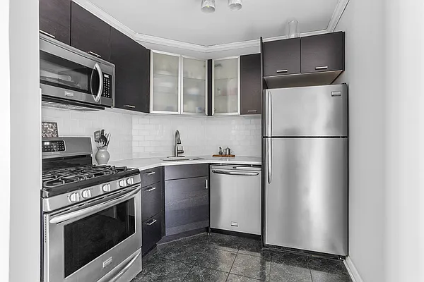 Rented by Corcoran | media 4