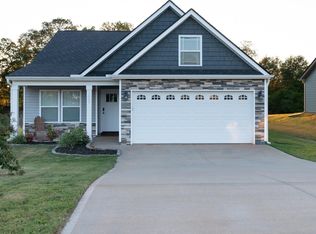 1669 Hannon Rd, Inman, SC 29349