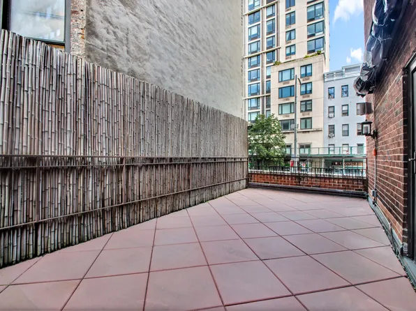 241 East 76th Street image 10 of 12