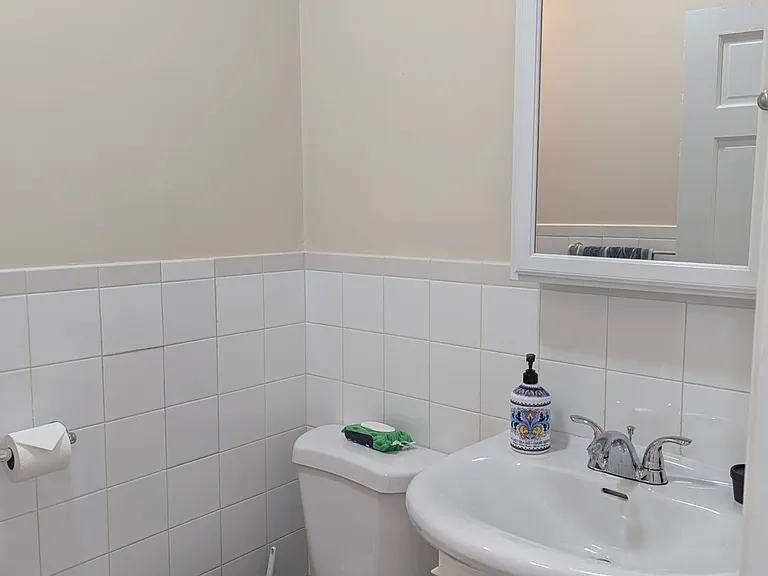 36-38 Salem St #6 — Photo 11