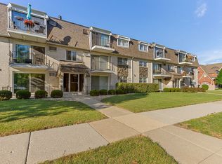 7932 W 93rd St APT 3H, Hickory Hills, IL 60457