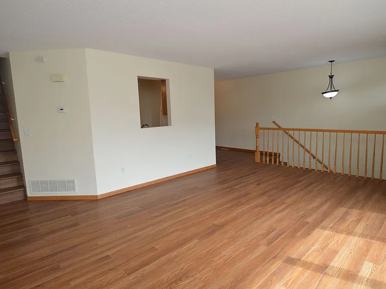 2258 Knightsbridge Ct — Photo 8