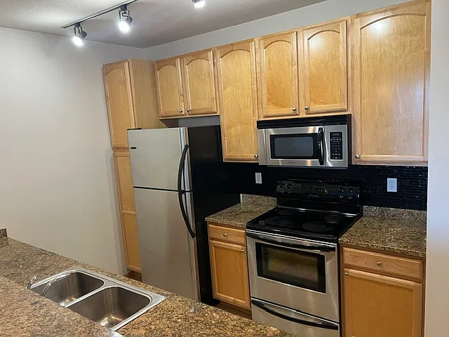 1 bed, 625 sqft, $1,595 — Photo 4