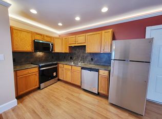 208 Wyoming Ave #3, Wyoming, PA