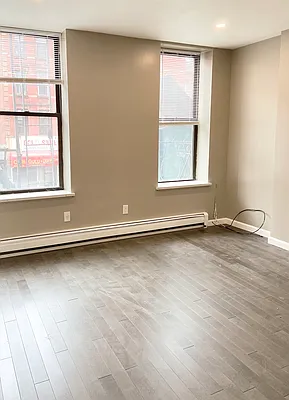 Rented by E Realty International Corp | media 3